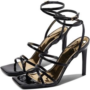 GUESS
Sabie Ankle Strap Sandal